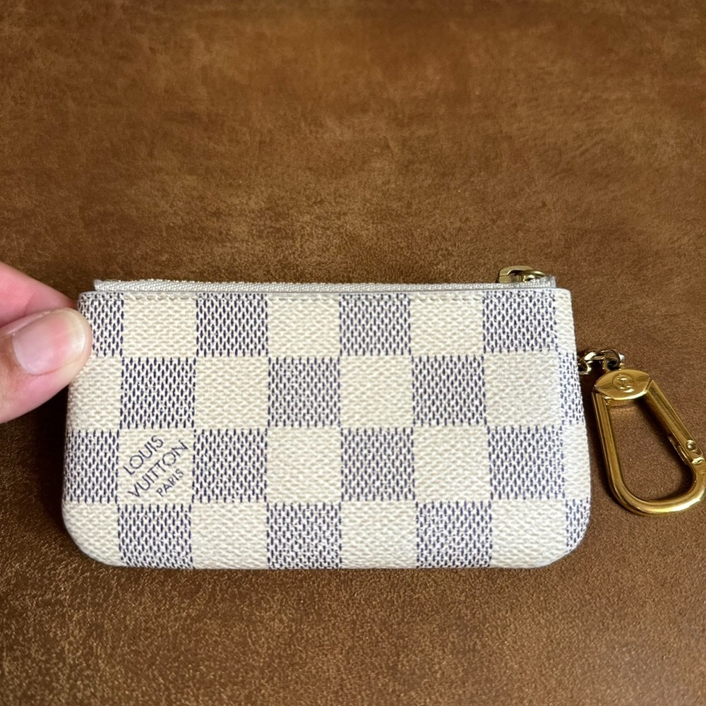 Louis Vuitton Damier Azur Key & Card Holder - Picture 3 of 13